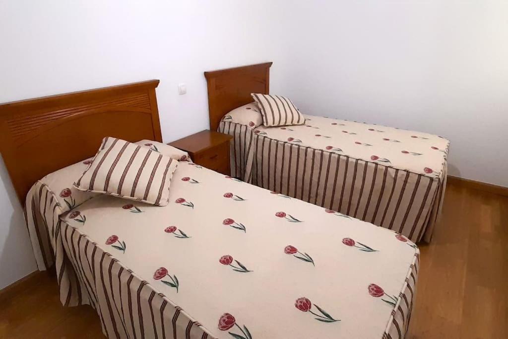 Apartamento Vistas Al Mar Con Piscina Y Terraza Foz Eksteriør bilde